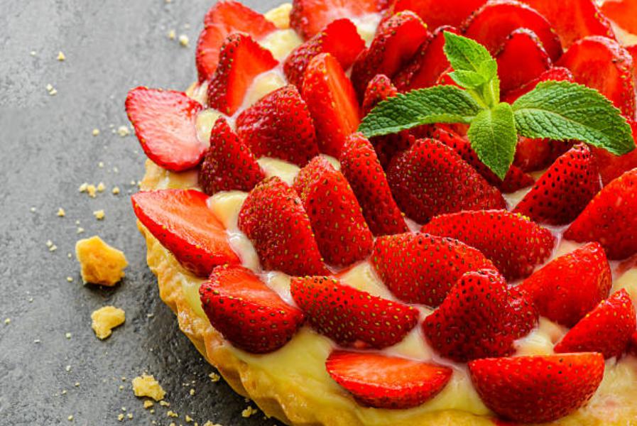 Tarta de fresa deliciosa para hacer en casa