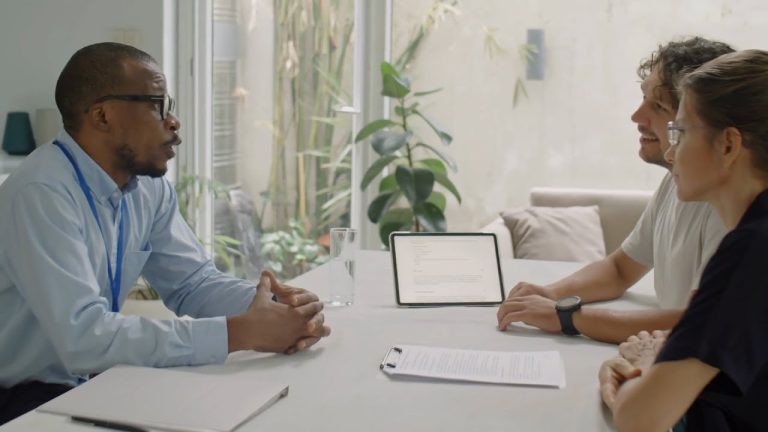 La técnica de marketing con la que te la cuelan: el bueno, el feo y el malo