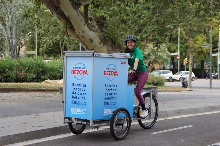 Pascual revoluciona la movilidad sostenible en Barcelona junto a CARGOBICI