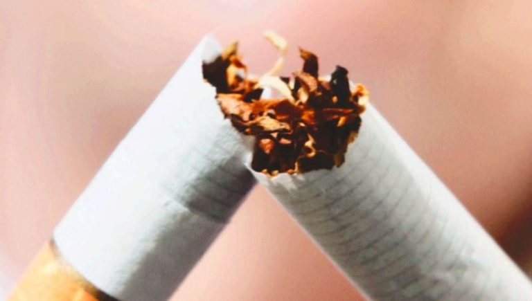 La asociación Exfumadores publica un informe sobre 