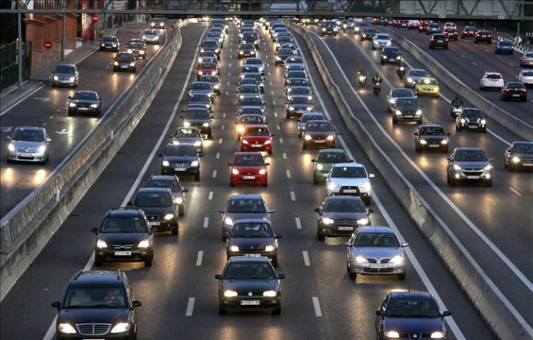 La DGT piensa en las vacaciones: estas son las peores horas para salir de viaje