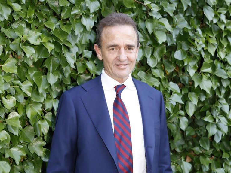 Alessandro Lequio compara a Victoria Federica con la nodriza de Isabel II