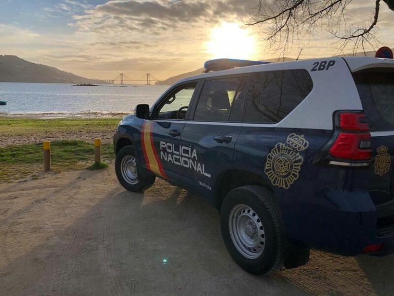 Detenidas en Vigo cinco personas por falsificar certificados consulares para su regularización en España