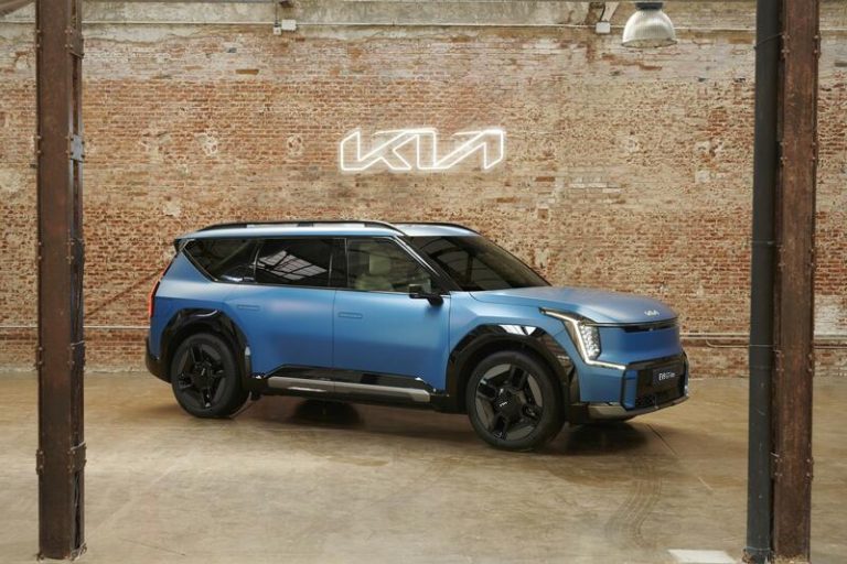 El Kia EV9 llegará a España en octubre con un precio desde los 85.100 euros