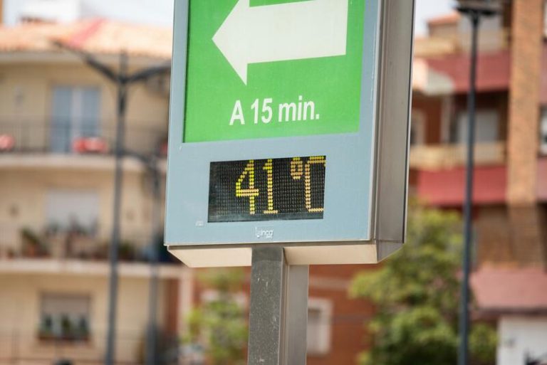 El calor tendrá en riesgo a todo Andalucía, menos Almería, y a Albacete, con temperaturas por encima de 40 grados