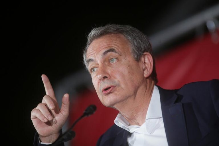 Zapatero critica a quienes usan el nombre del 