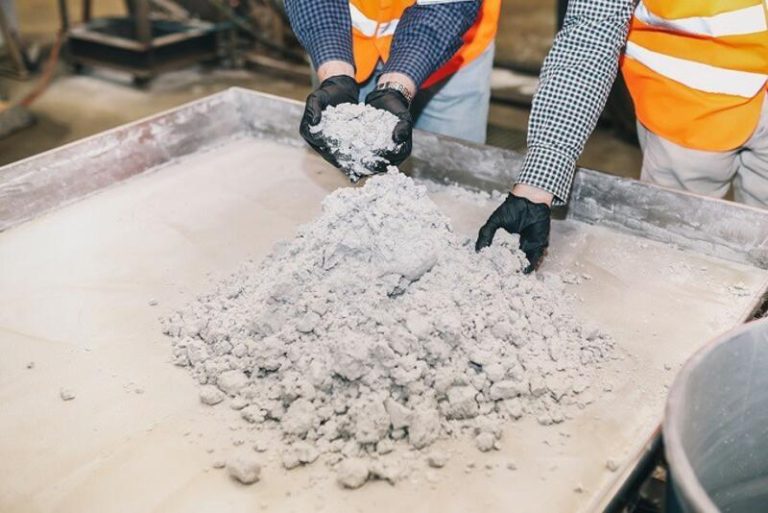 La UE firma un acuerdo con Argentina para obtener litio y cobre a cambio de promover las renovables