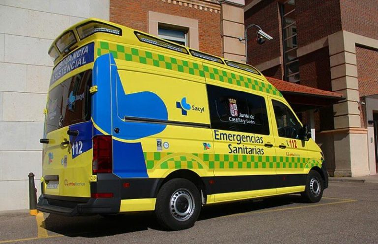 Fallece una mujer y otra resulta herida en el vuelco de un turismo en Buitrago (Soria)