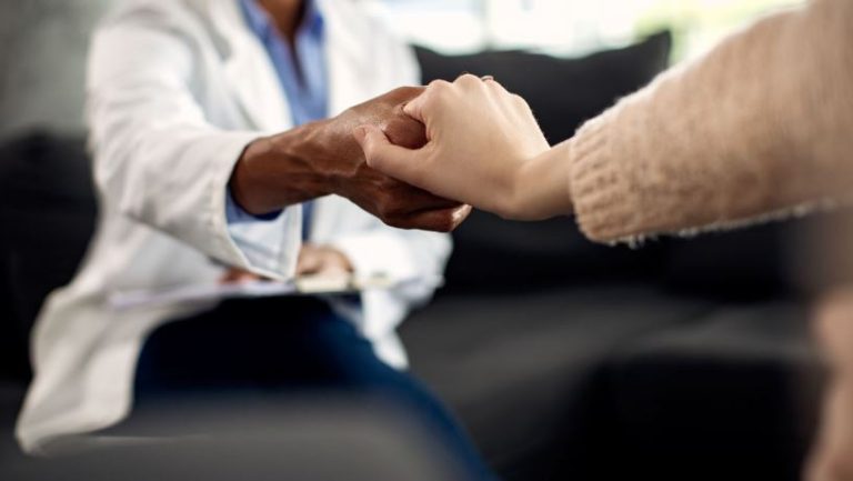 Los grandes retos para el nuevo Ministerio de Sanidad en el abordaje del cáncer