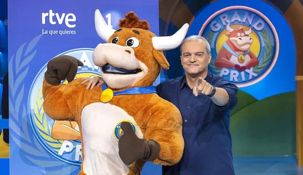 Grand Prix regresa con una curiosa vaquilla… ¡y un dinosaurio! 94 Grand Prix regresa con una curiosa vaquilla… ¡y un dinosaurio!