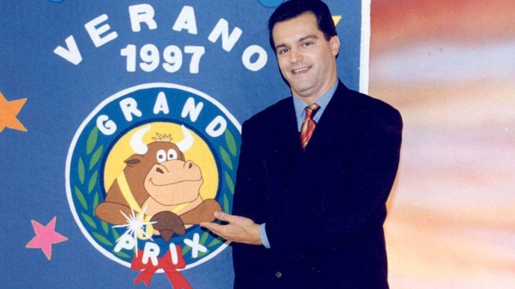 Grand Prix regresa con una curiosa vaquilla… ¡y un dinosaurio! 96 Grand Prix regresa con una curiosa vaquilla… ¡y un dinosaurio!
