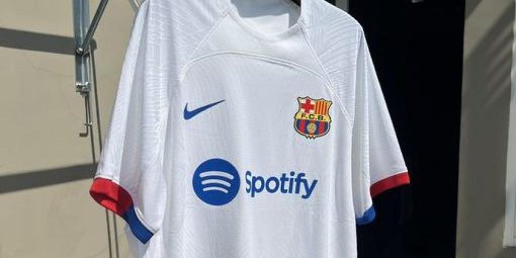 El Chiringuito también ha destripado la camiseta del Barça