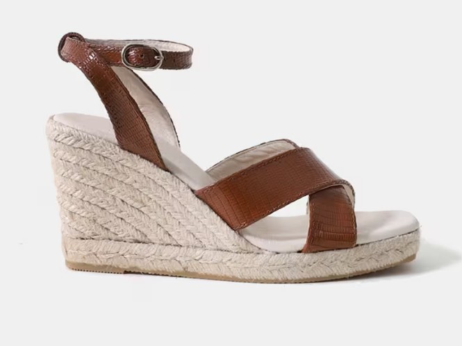 Alpargatas de cuna de mujer en piel con pulsera