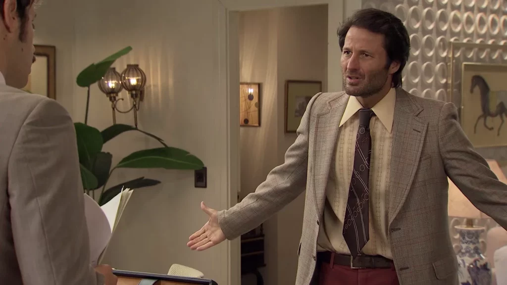 Luján fallece en "Amar es para siempre", pero el comisario le sobrevive