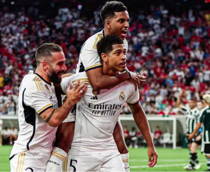 Dos golazos de Bellingham y Joselu dan la victoria al Real Madrid ante el Manchester United en Houston