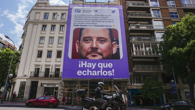 Cartel Podemos calle Goya