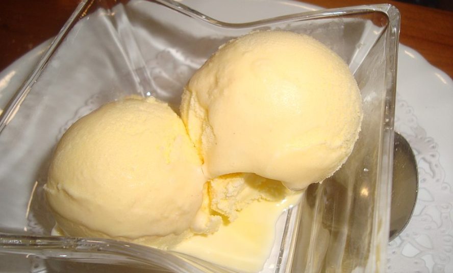Cómo hacer un helado casero de vainilla mejor que los de las heladerías