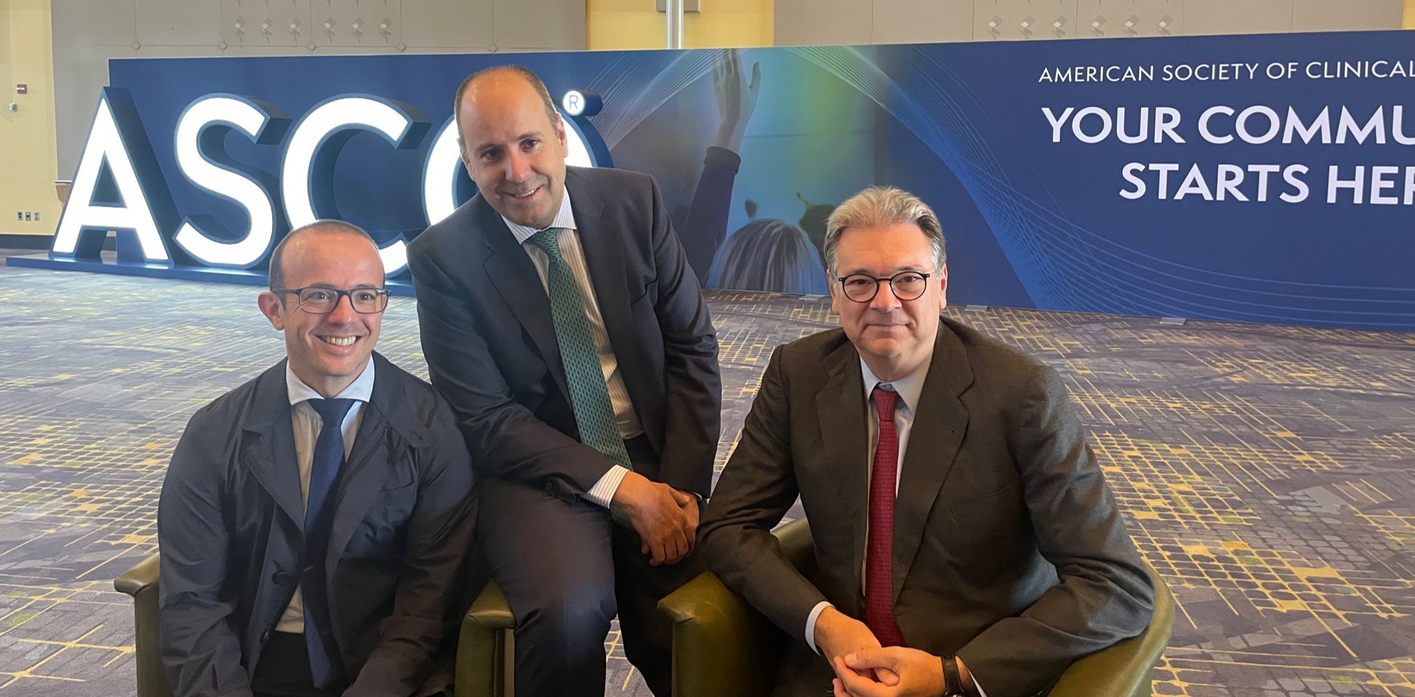 Dr. Jos Prez director adjunto del IBCC. Dr. Javier Corts director del IBCC y Fundador de MEDSIR. Dr. Antonio Llombart vinculado al Hospital Arnau de Vilanova de Valencia y Fundador de MEDSIR en ASCO 2023