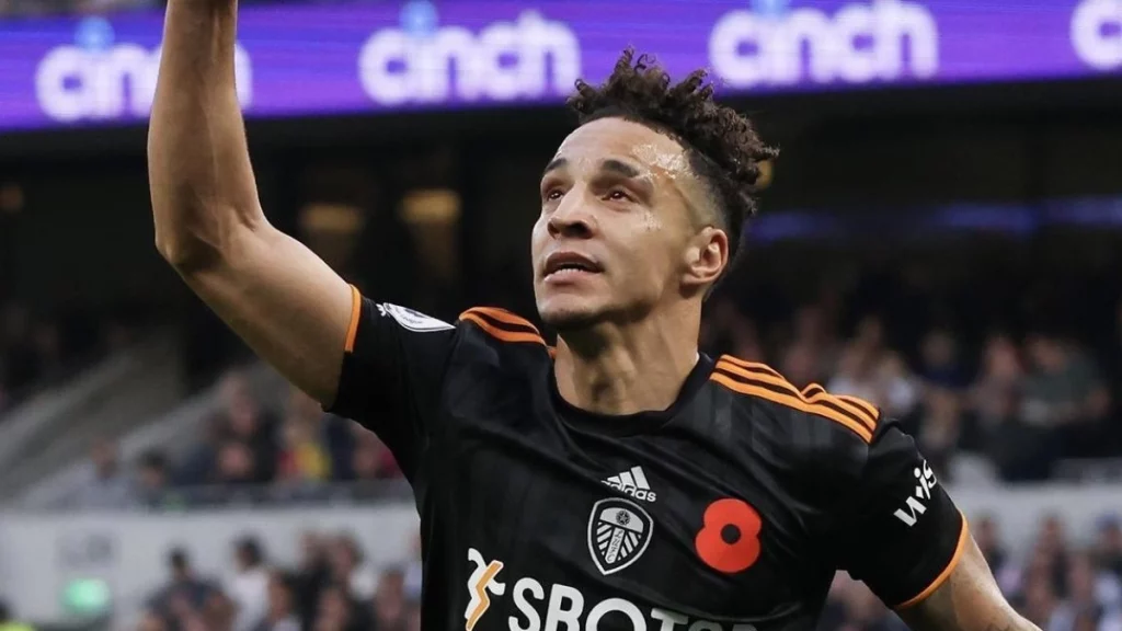 Estará en Qatar por tres temporadas