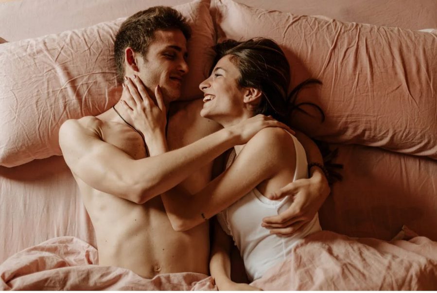 Estas son las posturas sexuales que menos gustan a los españoles