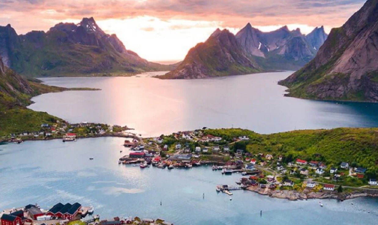 Fiordos Noruegos Crucero