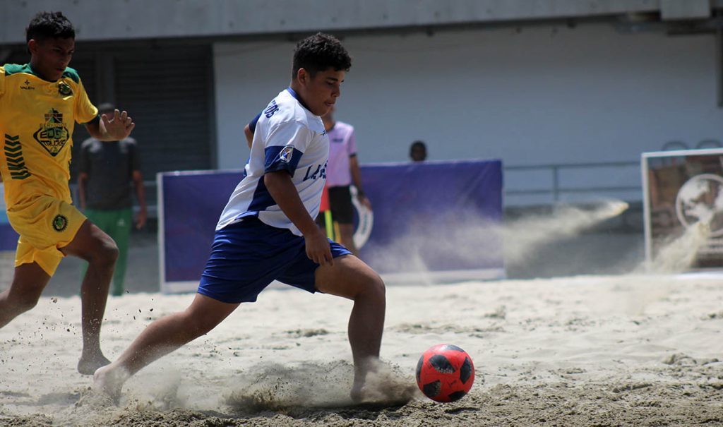 Fútbol de playa