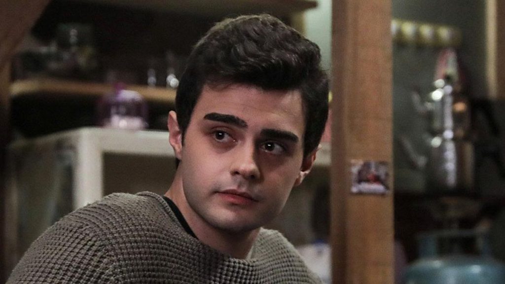 El triángulo Orhan, Gönül y Sengül en la trama de “Hermanos”