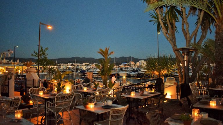 Autoconsumo colectivo en Ibiza: familias y pequeños negocios ya pueden ahorrar en la factura eléctrica