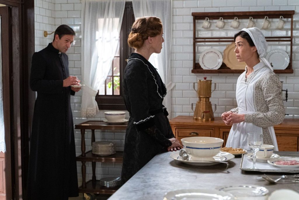 “La Promesa”: la revelación que pone la serie al rojo vivo 44 Por fin sabremos por qué vino Cruz