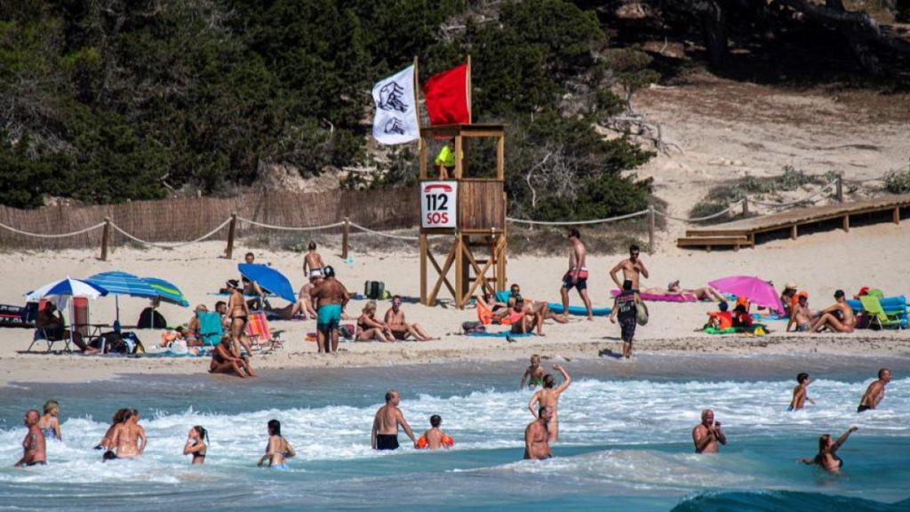 Si me dejan coger arena, ¿puedo llevarla en el avión?