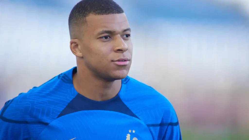 Mbappé llegaría libre