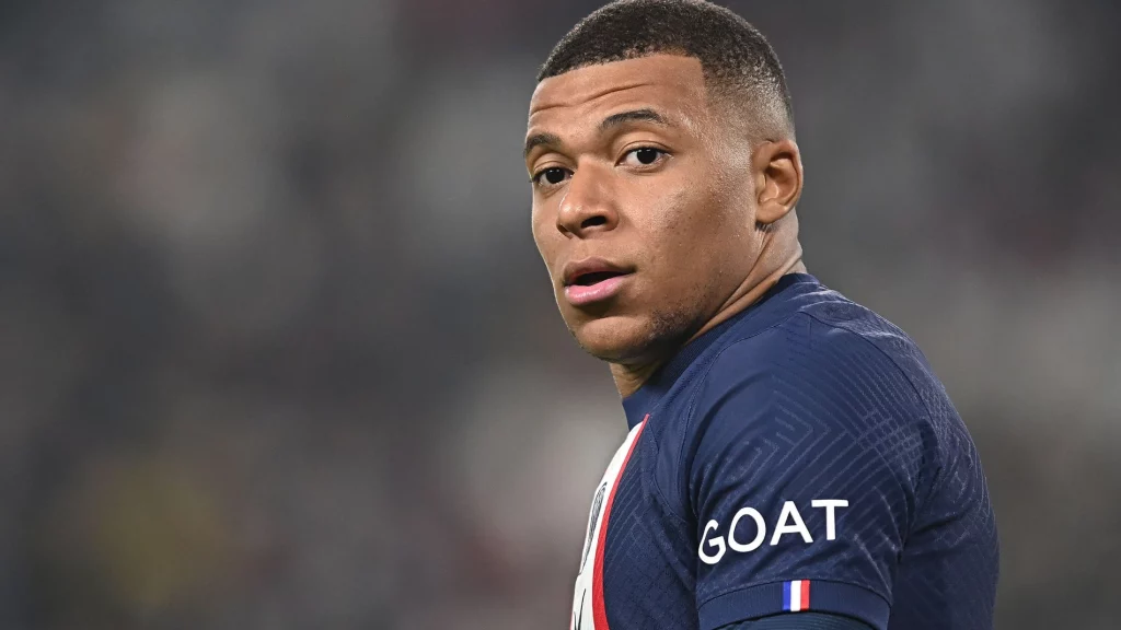 El Chiringuito desvela el precio que el Real Madrid podría pagar por Mbappé 76 Mbappé no se irá gratis