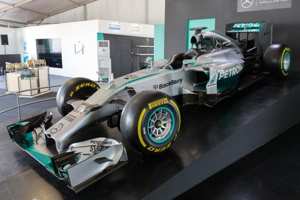 Mercedes W05