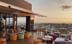 El galardonado Atelier Cocktail bar del Hotel Bohemia Suites & Spa consigue el ‘Solete’ de la Guía Repsol