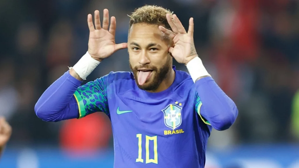 Neymar también figura en esas labores de Luis Enrique
