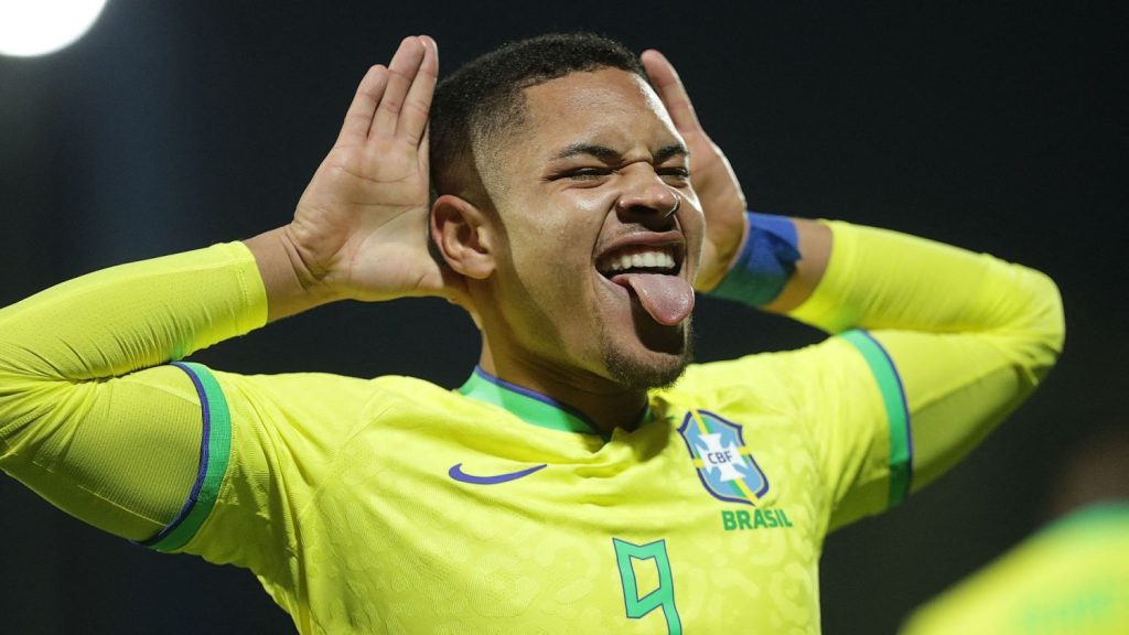 Vitor Roque, ¿peligra su fichaje por el Barça? 84 Pero parece que hay un ultimátum desde Brasil