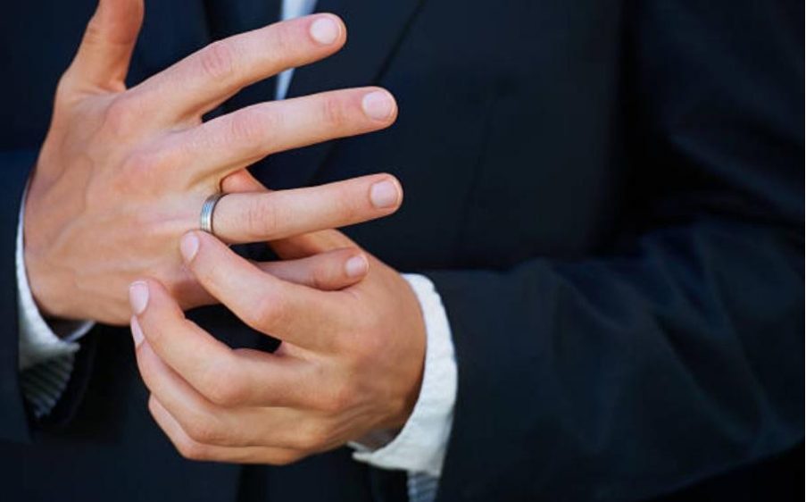 Qué debes tener en cuenta si te enamoras de tu jefe