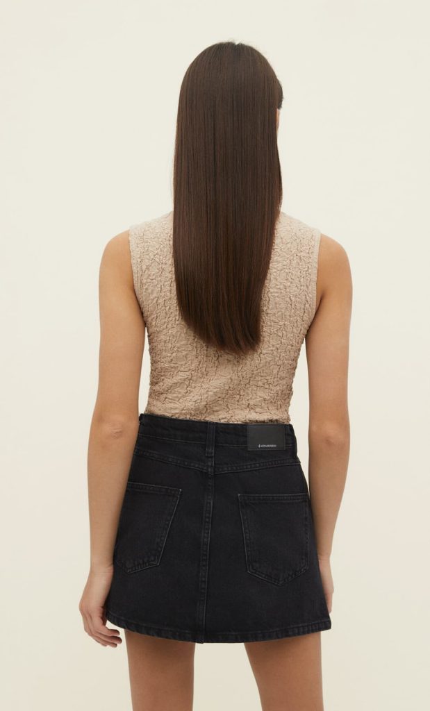 La falda de verano de Stradivarius