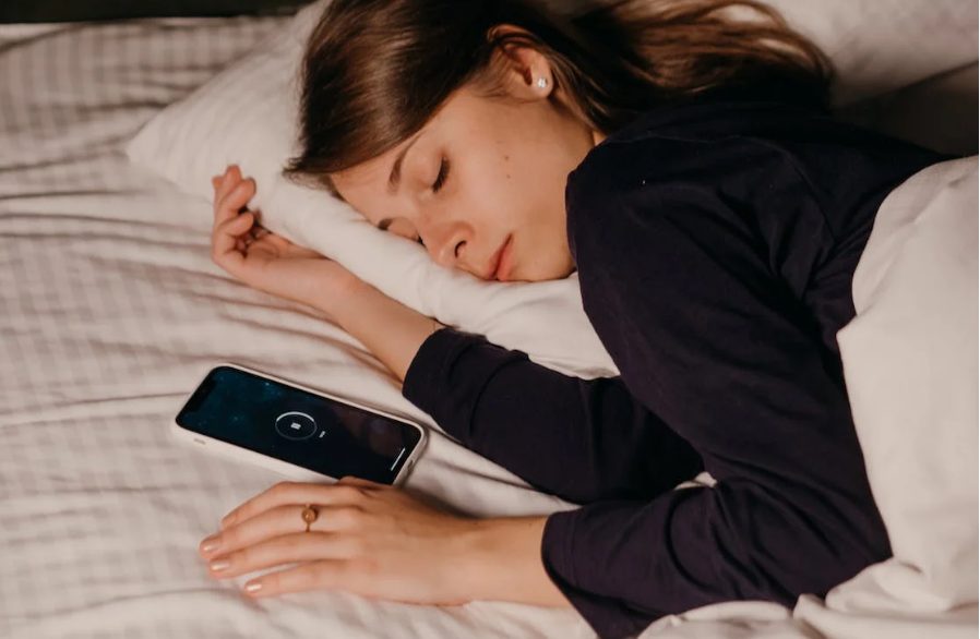 Te vas de copas Sigue estos 8 consejos y evita la resaca