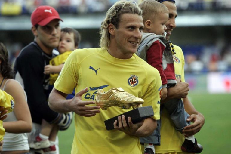 Diego Forlán se pasa al tenis profesional
