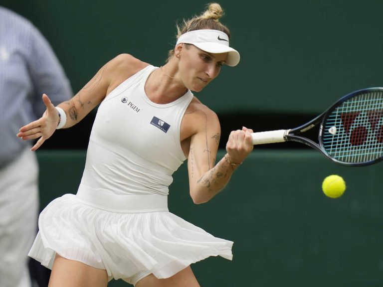 Vondrousova se mete en el 'top ten' de la WTA y Swiatek sigue líder tras Wimbledon