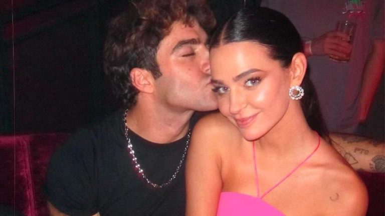 Álvaro de Luna declara su amor a Laura Escanes sobre el escenario: 