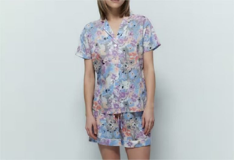 De Sfera y con flores acuarela: el pijama de verano por 19,99 euros en El Corte Inglés que vas a querer llevar hasta para trabajar