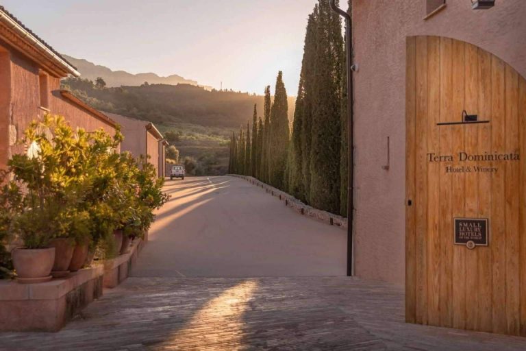 El hotel boutique ideal para una escapada de verano en Tarragona, Terra Dominicata