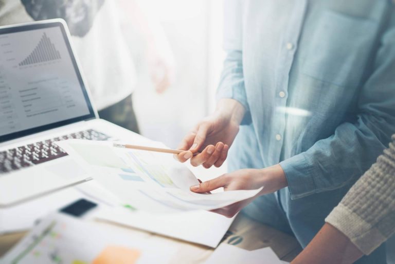 ¿Por qué es esencial contar con un plan de negocio para emprendedores y empresas?