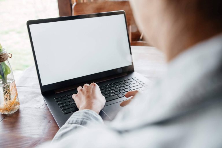 Oferta verano en mini PCs económicos y de bajo consumo, con Ordenador Outlet