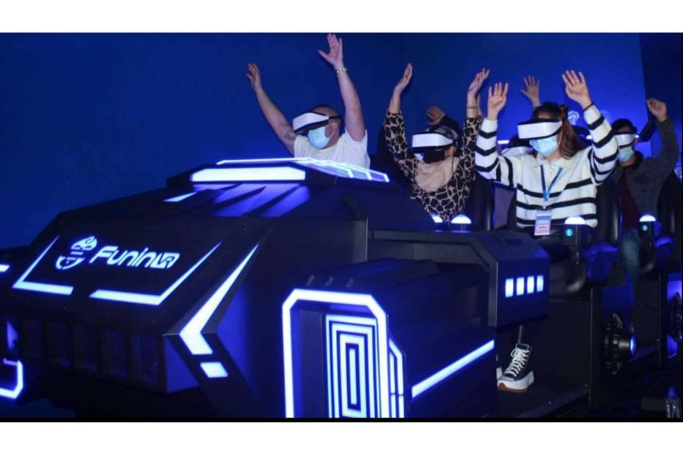 Simuladores de realidad virtual de última generación para experimentar aventuras inmersivas con ZonaVR