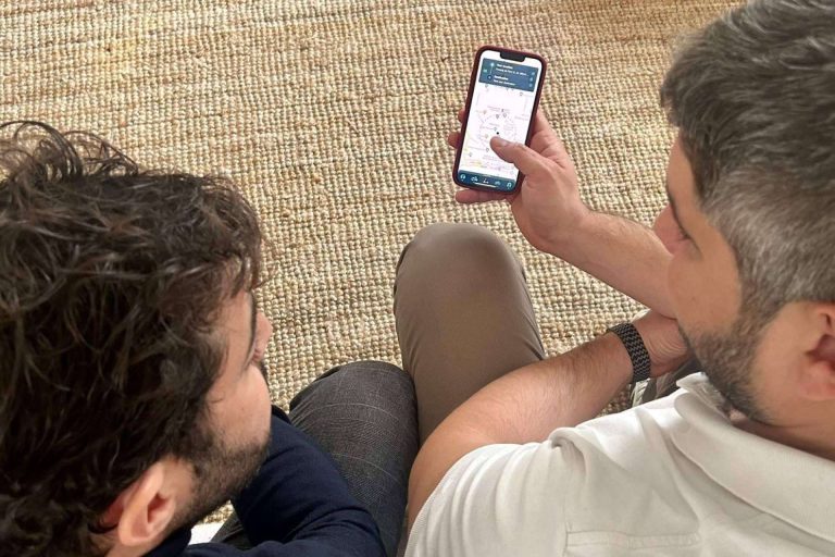 Poner fin al conflicto entre taxi y VTC con la plataforma de movilidad WAIIS