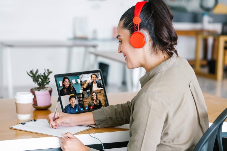 El trabajo híbrido ha dejado de ser una tendencia para convertirse en una realidad