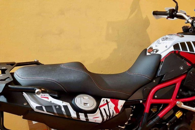 Fundas de asiento de moto personalizadas de la mano de JM-FUNDAS